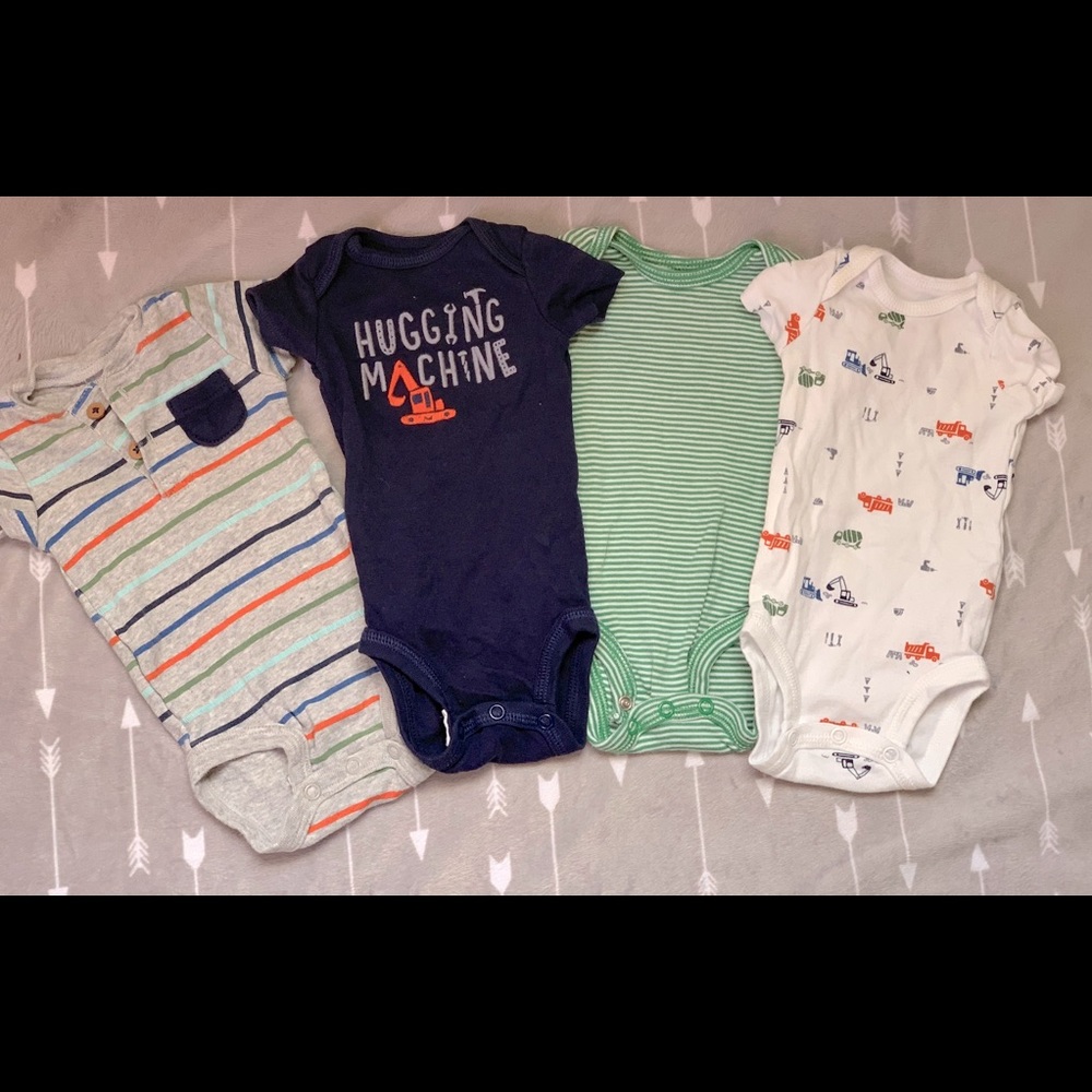 Carters onesie set